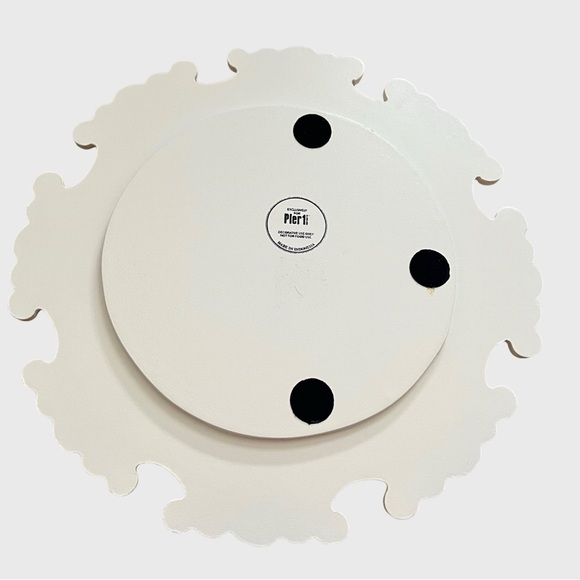 Pier 1 Ivory Ornate Distressed Wooden Charger Plates- Set of 4 - Picture 8 of 8